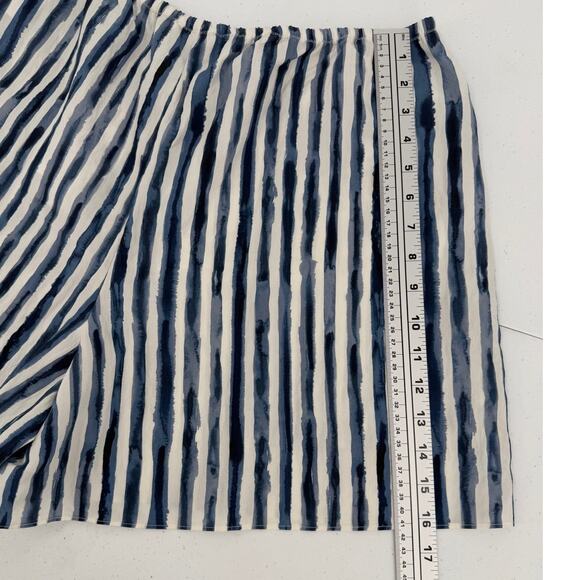 NWT Vince Women's Painterly Coastal Blue Striped Tencel Blend Shorts Size L - Picture 6 of 8